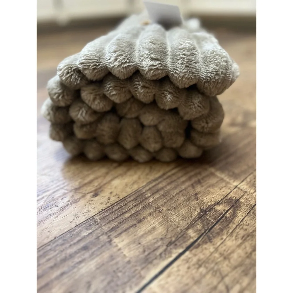 Rustic Rooster Plush Ribbed Lap Blanket Toddler Baby Throw tan gray color soft